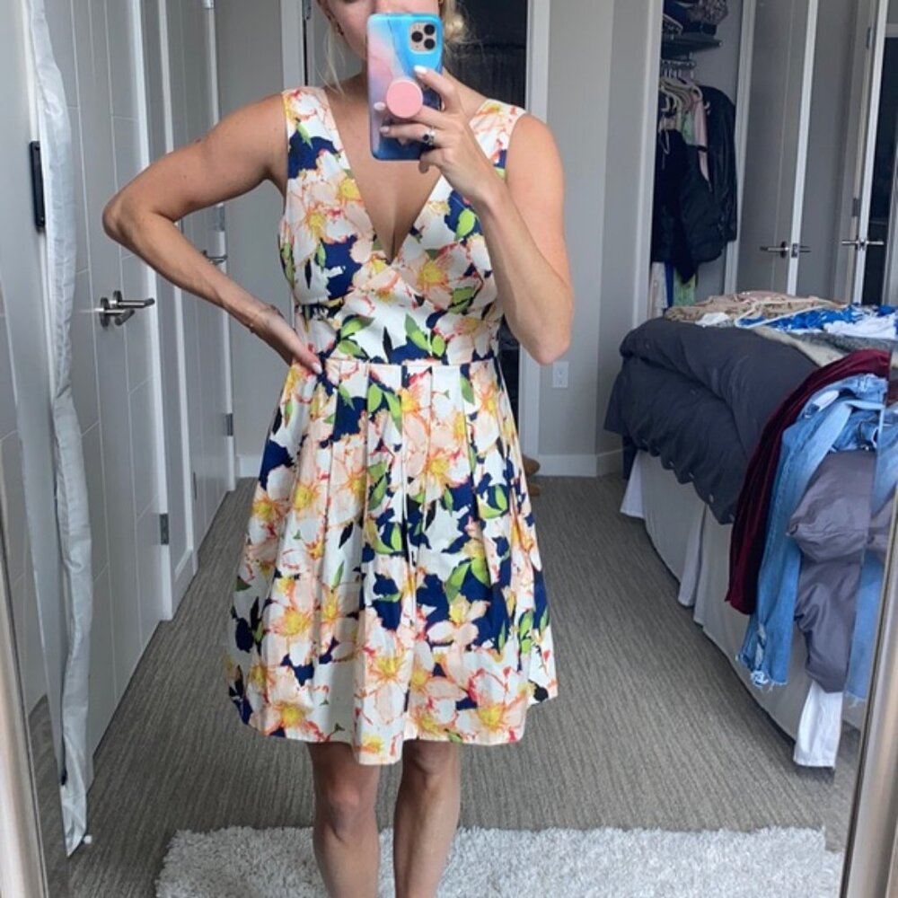 Sz 00 J Crew Blue Sateen V-Neck Floral Fit and Flare Dress with Pockets